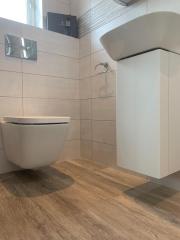 Wall hung basin and toilet, bathroom refurbishment, Surrey and Sussex, Thomson Properties
