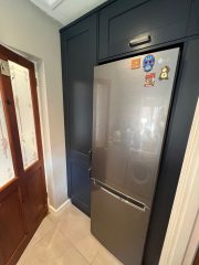 Integrated fridge freezer, Thomson Properties